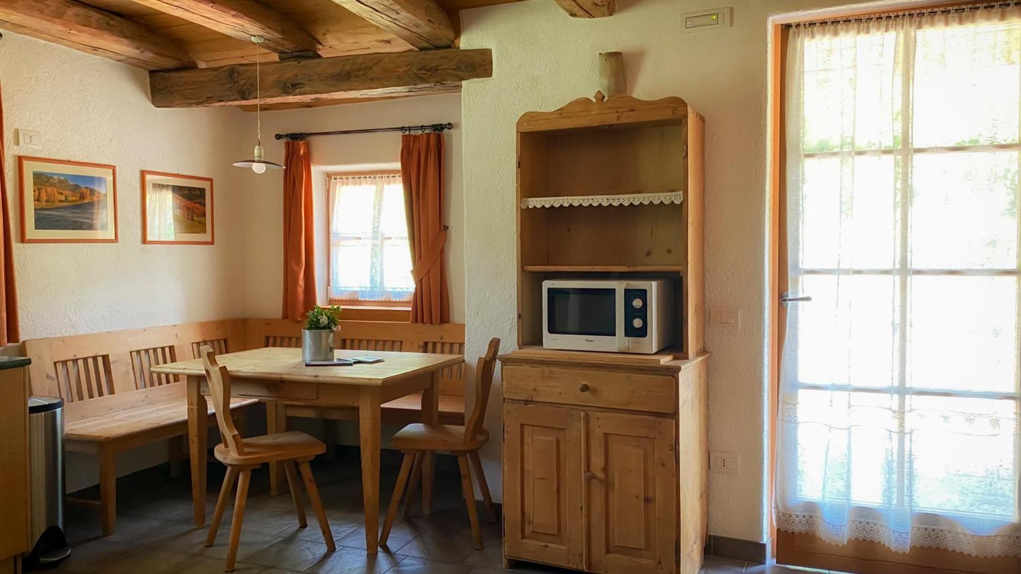 Maso Franceschella Bed and Breakfast Carano  Exteriör bild