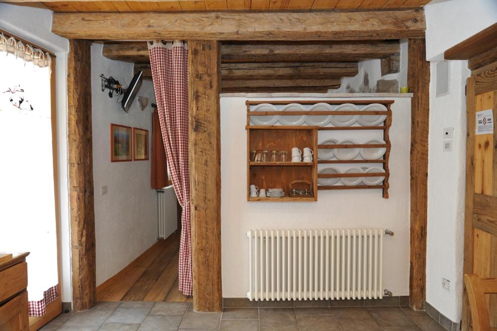 Maso Franceschella Bed and Breakfast Carano  Exteriör bild
