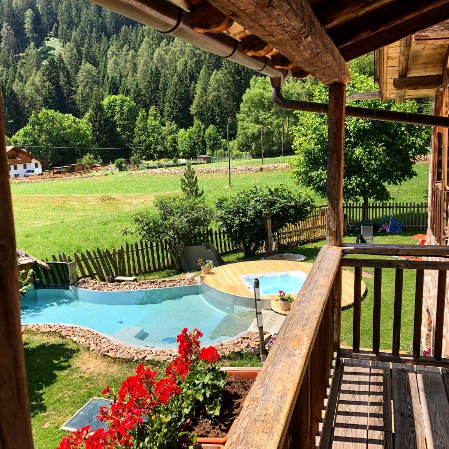 Maso Franceschella Bed and Breakfast Carano  Exteriör bild